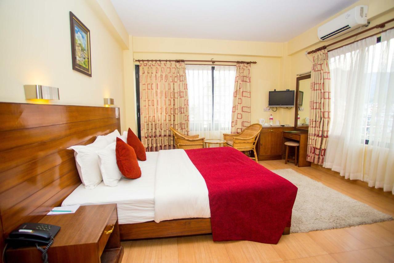 Hotel Tara Pókhara Exteriér fotografie